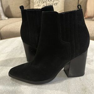 Gently Worn - Black Marc Fisher Booties, Size 6